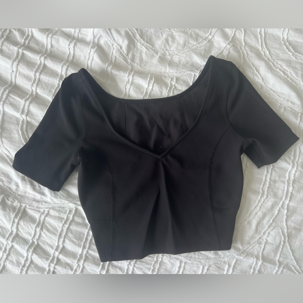 Lululemon top